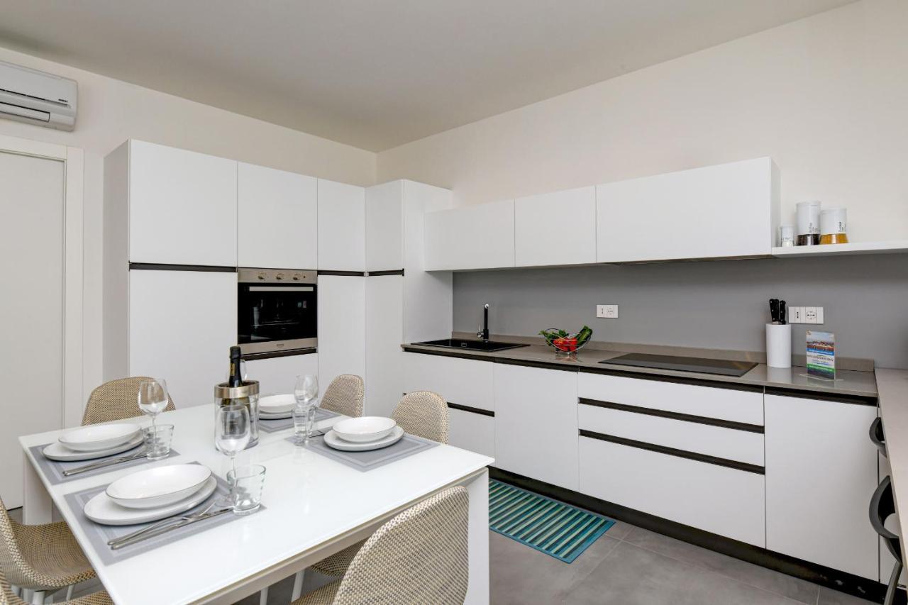 Villette Dolci Luxury Homes Peschiera del Garda Exterior photo