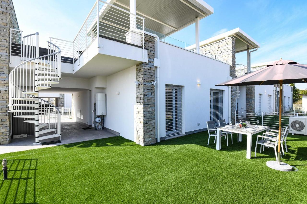 Villette Dolci Luxury Homes Peschiera del Garda Exterior photo